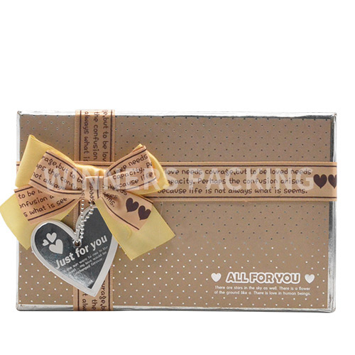 Affordable custom printed cardboard gift packaging box