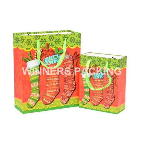 Custom printed Christmas paper gift bags from factory